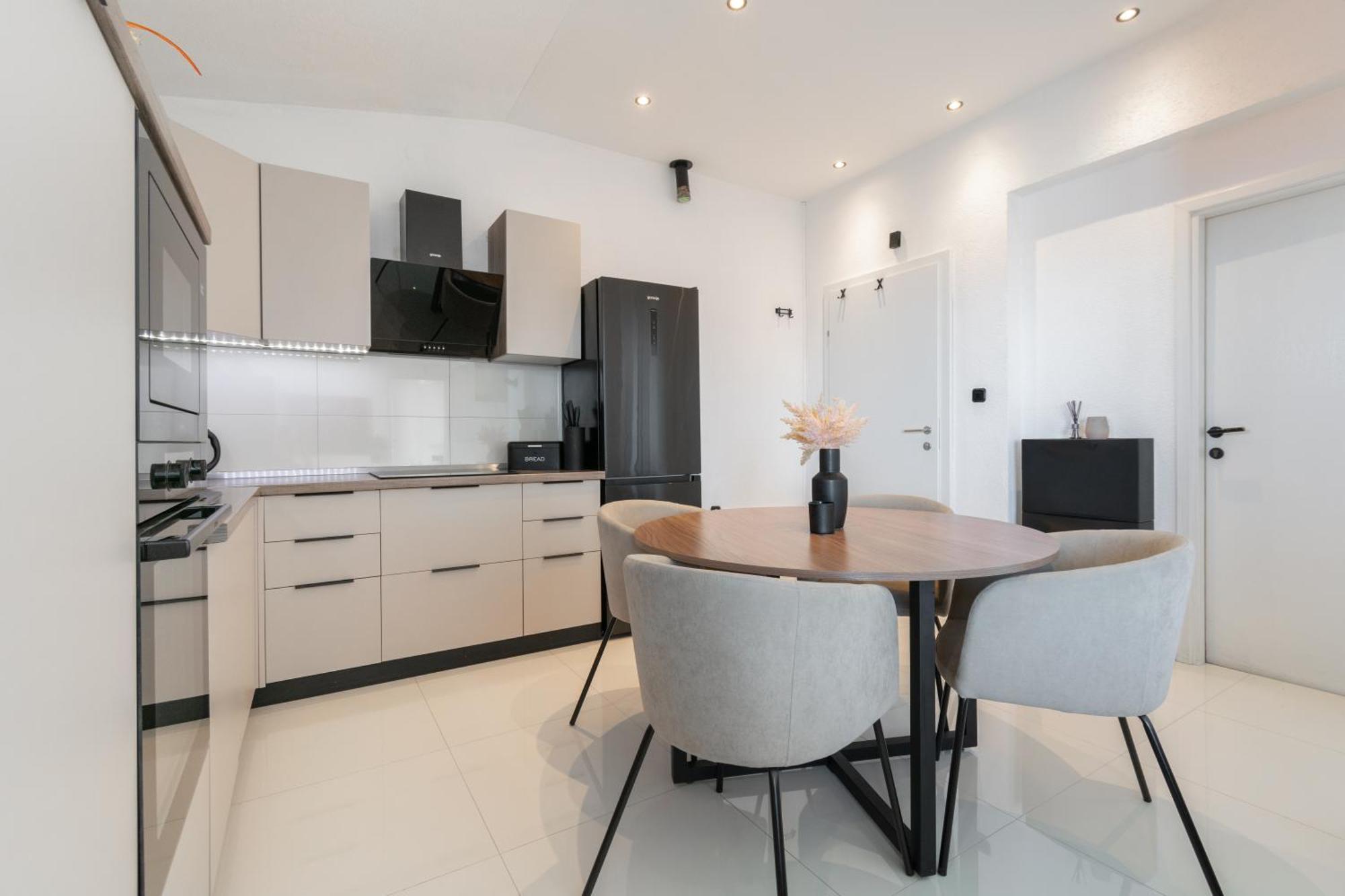 Apartment Makarska City Exteriör bild